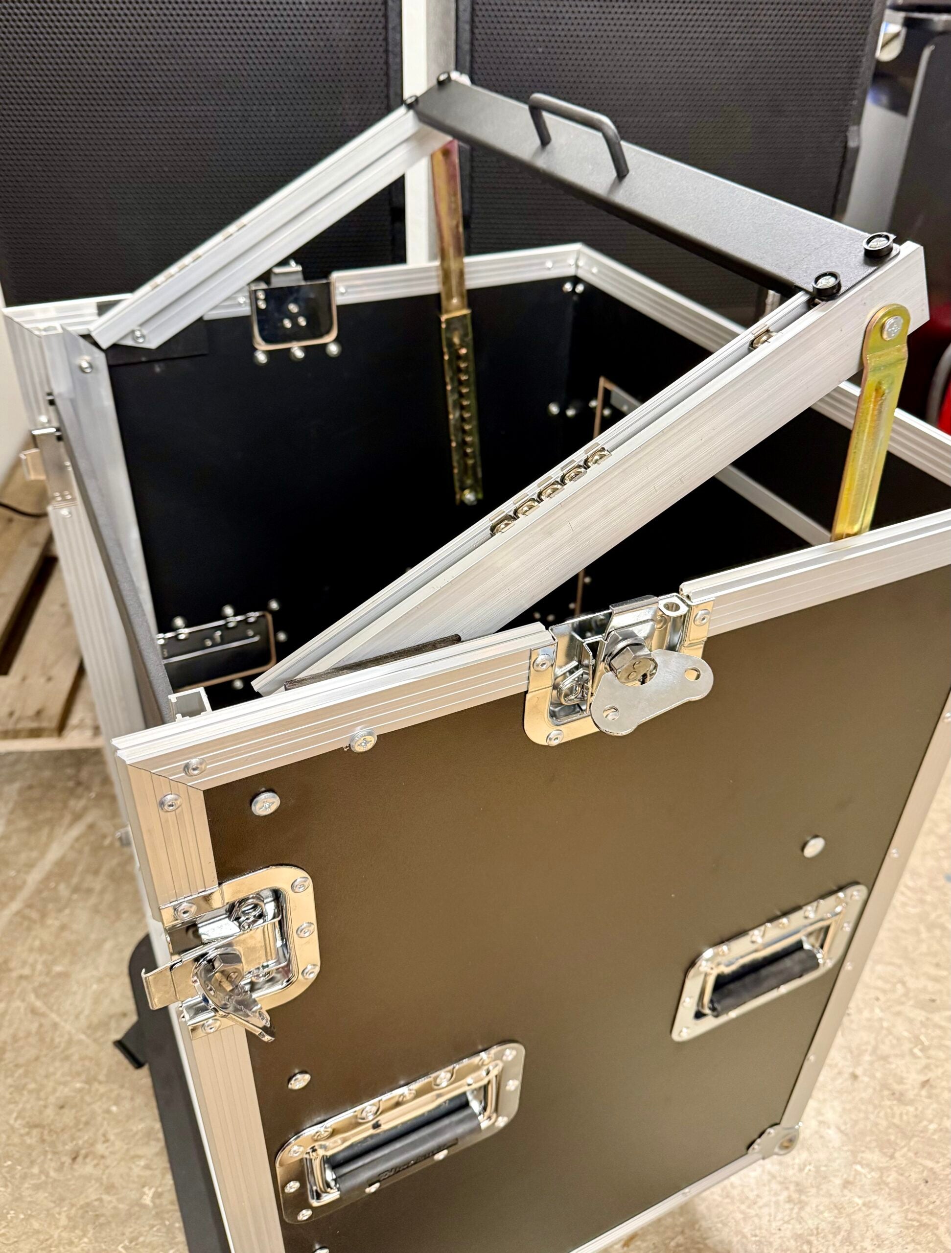 Power Dynamics PD-F16U8 Rackskap med hjul (Demo)