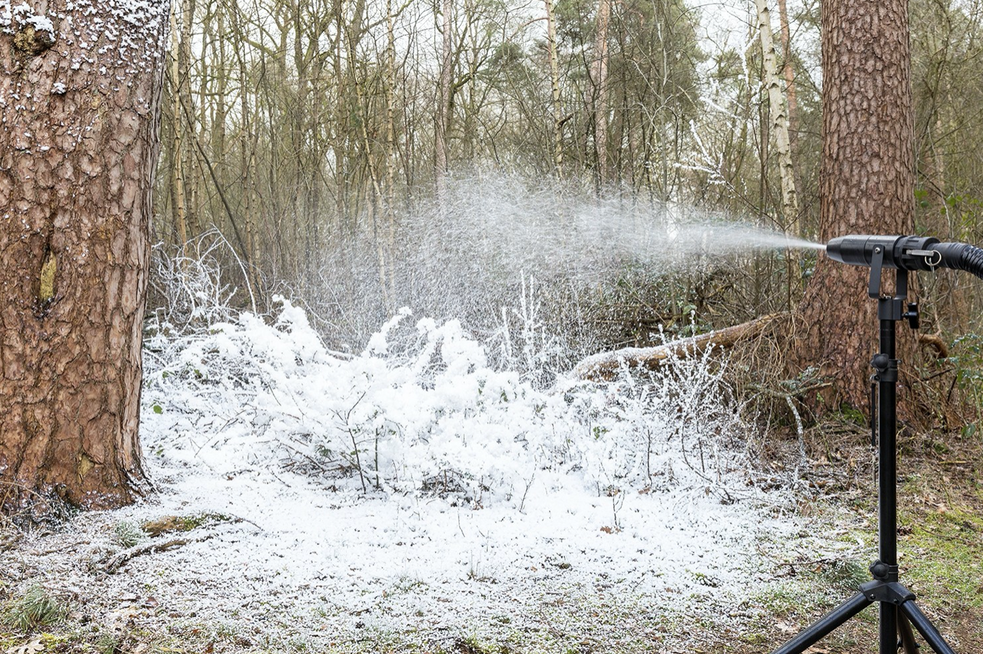 Beamz PRO SNOW5000 HIGH VOLUME SNOW MACHINE