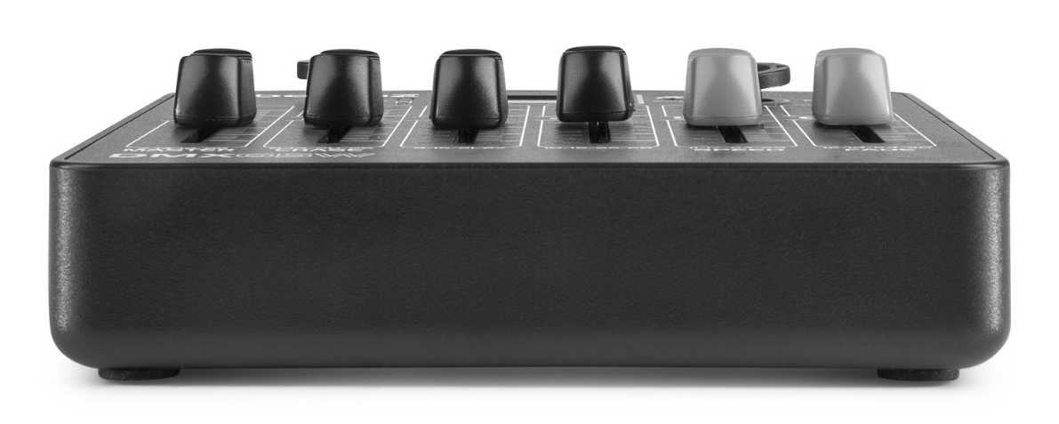 Utleie - Lysmikser 30 kanaler med trådløs DMX