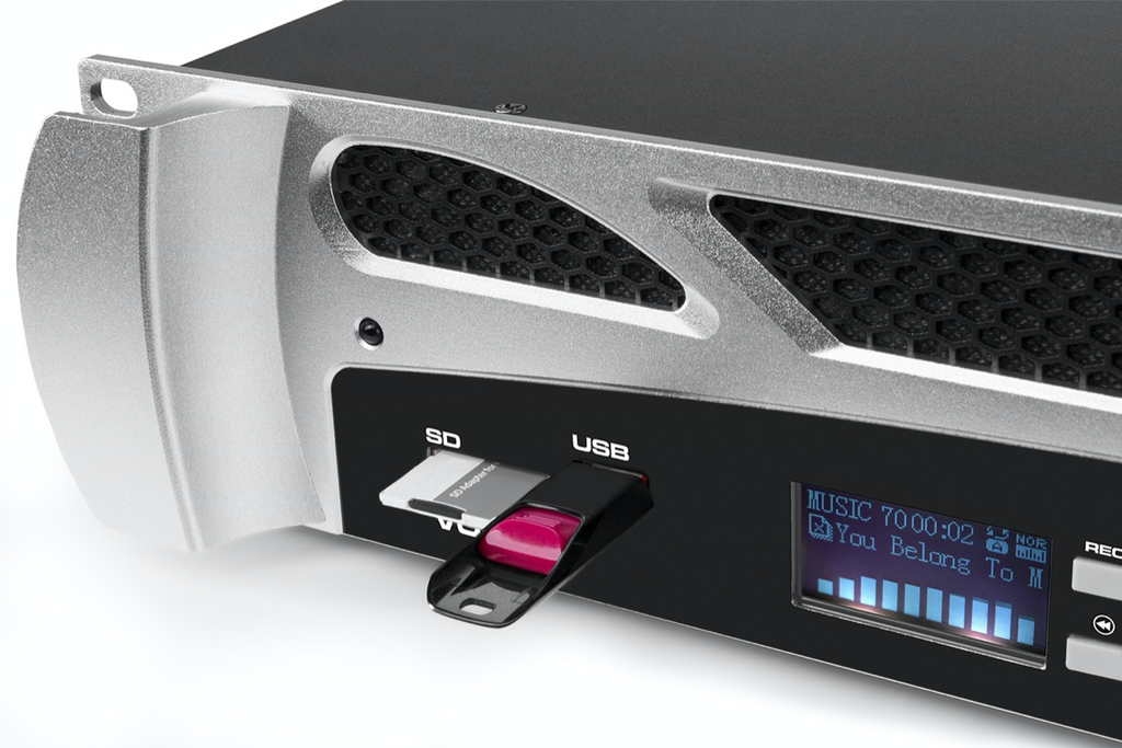 Vonyx VPA0600 2 X 300W Media forsterker med bluetooth