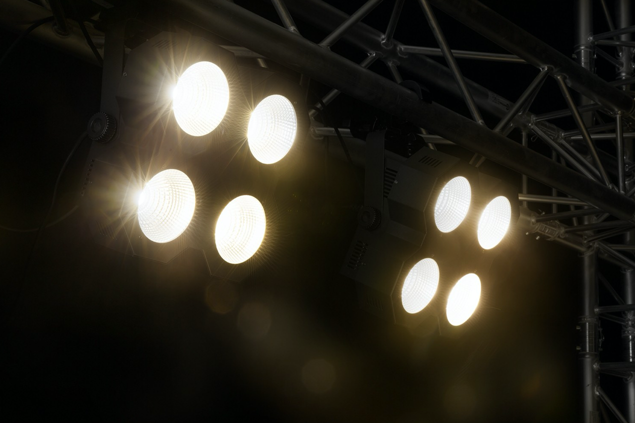 Beamz SB400 STAGE BLINDER 4X 50W LED