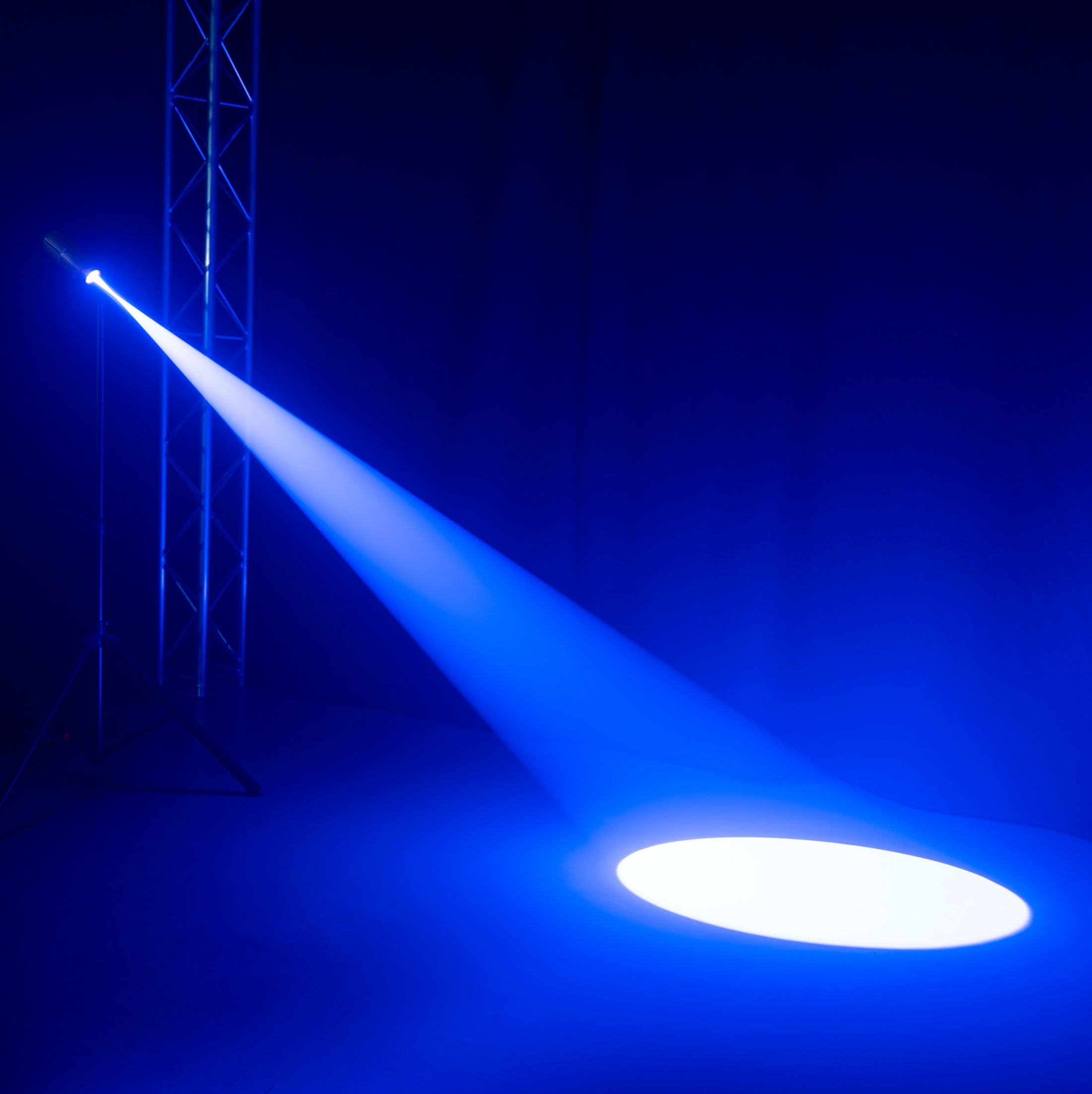 Beamz PSZ18W LED Pin spot med zoom