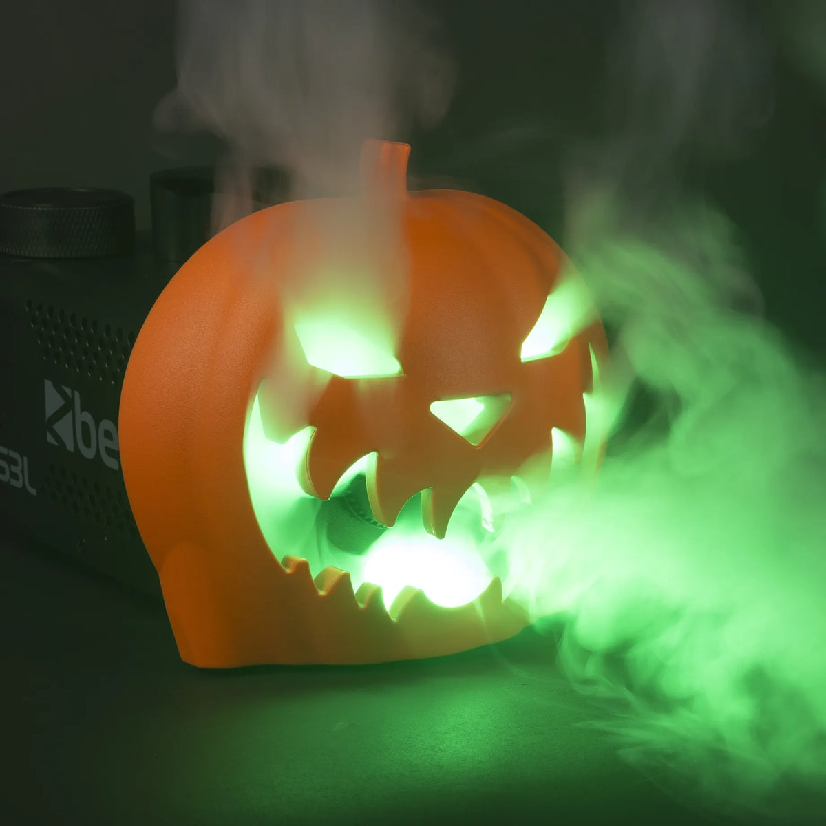 Halloween pakke! Gresskar med lyd, røykmaskin som passer inne i gresskaret med led lys og røykveske
